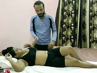Indian Hot girl Fucking! Sex Unorthodox with Body Massage!!